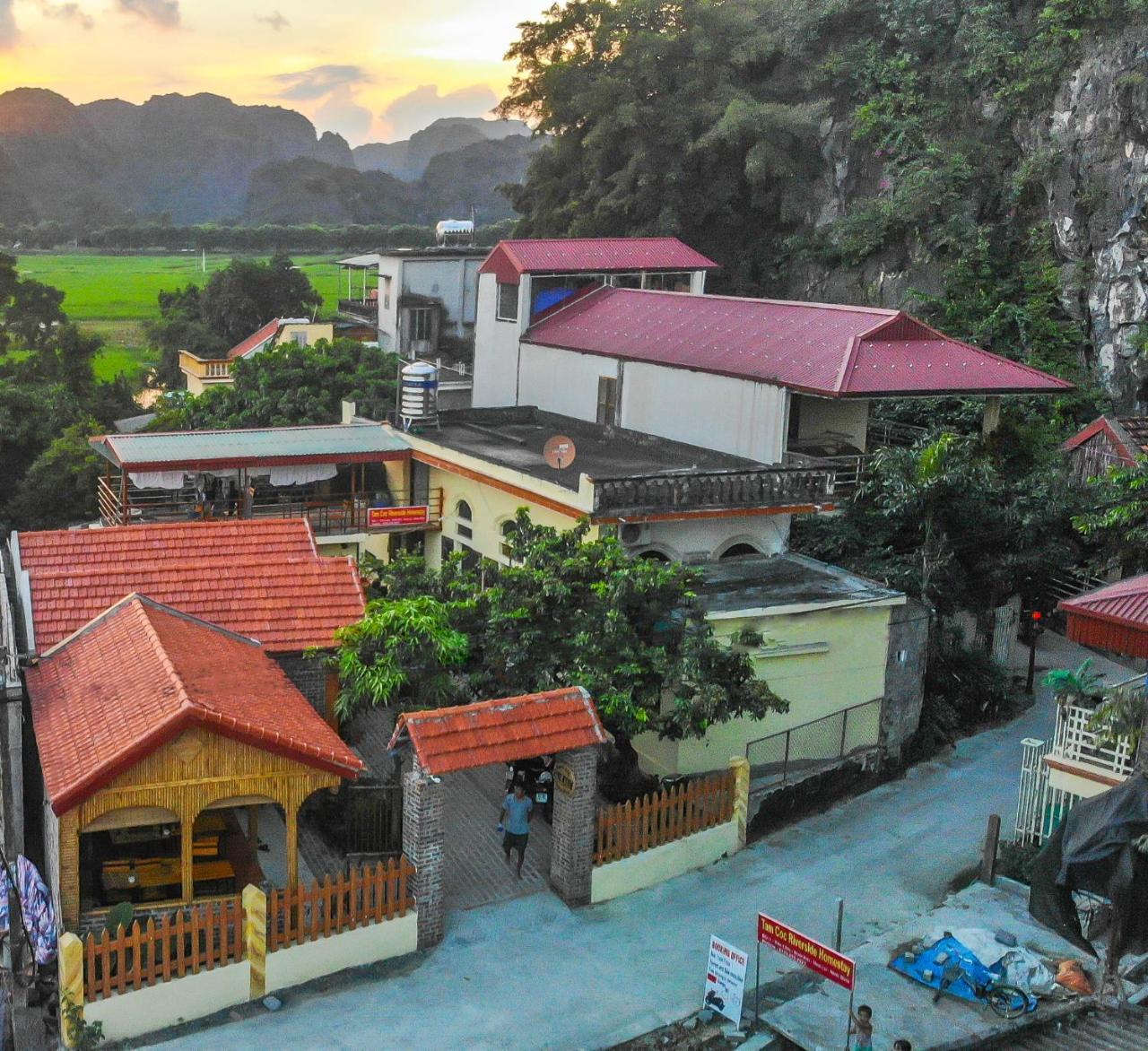 Tam Coc Riverside Homestay 닌빈 외부 사진